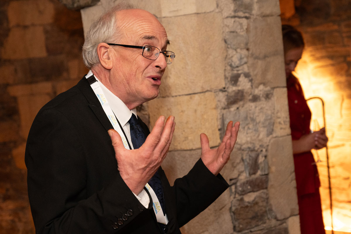 AVEAconf25-SundaySupper-18