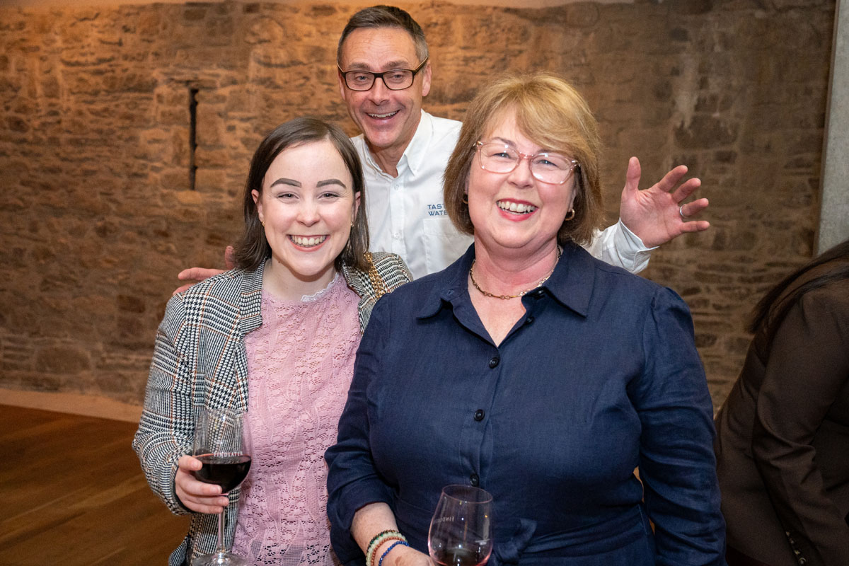 AVEAconf25-SundaySupper-31