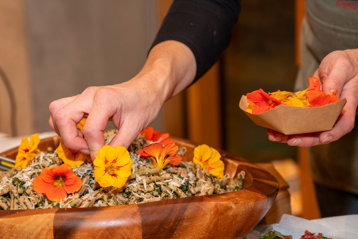 AVEAconf25-SundaySupper-9